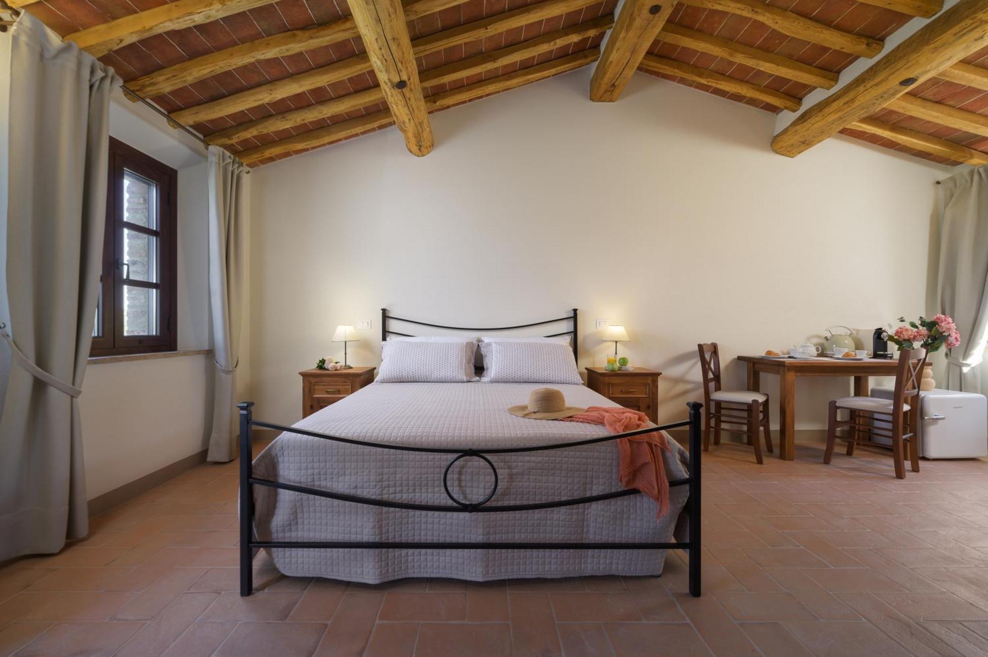 Agriturismo La Casellina Monticchiello Bagian luar foto